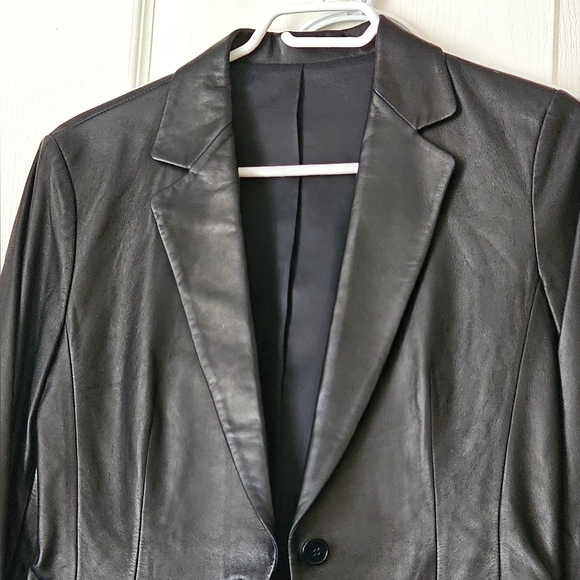 Leather blazer - Picture 6 of 10